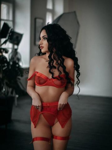 Нелли Бобров